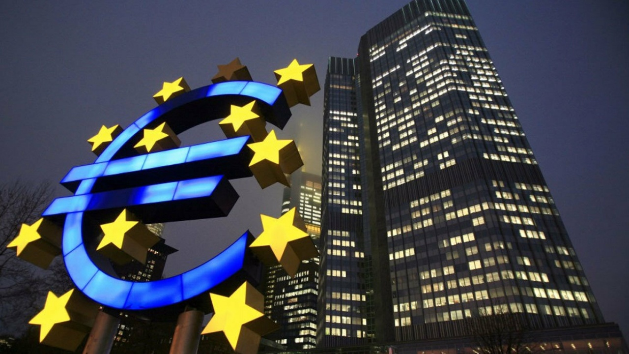 Korona virüs Avrupa Merkez Bankası'na da sıçradı!
