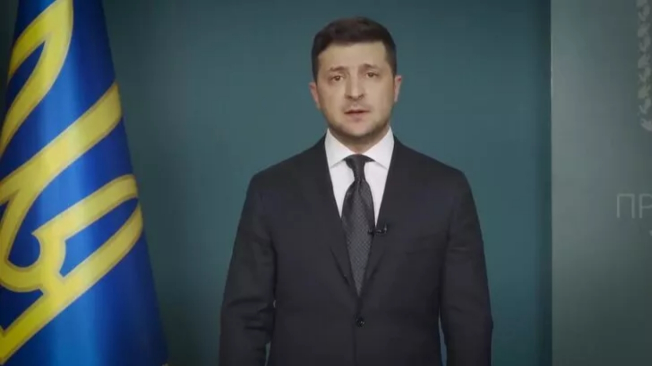 Ukrayna Devlet Başkanı Zelenski'den karantina açıklaması