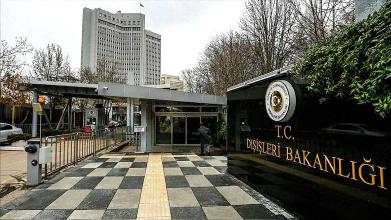 Yurt dışındaki Türklere 'uzak durun' uyarısı!