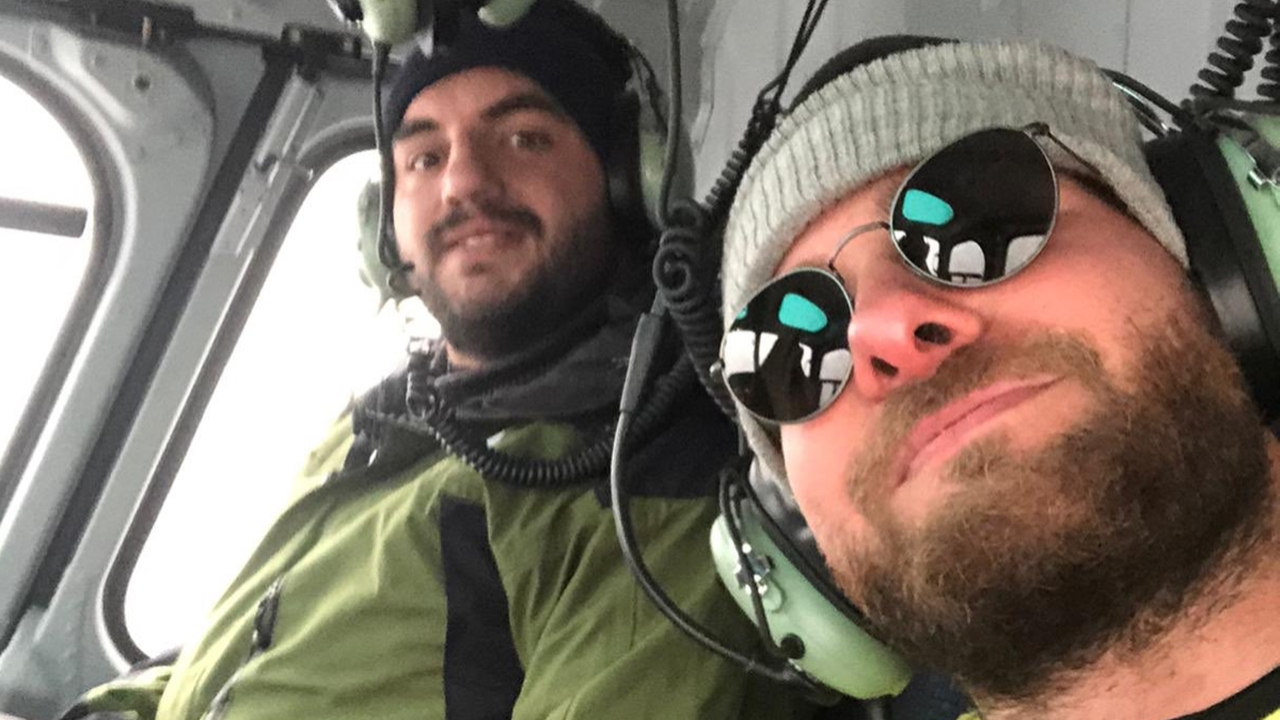Everest'te mahsur kalan iki Türk kurtarıldı!