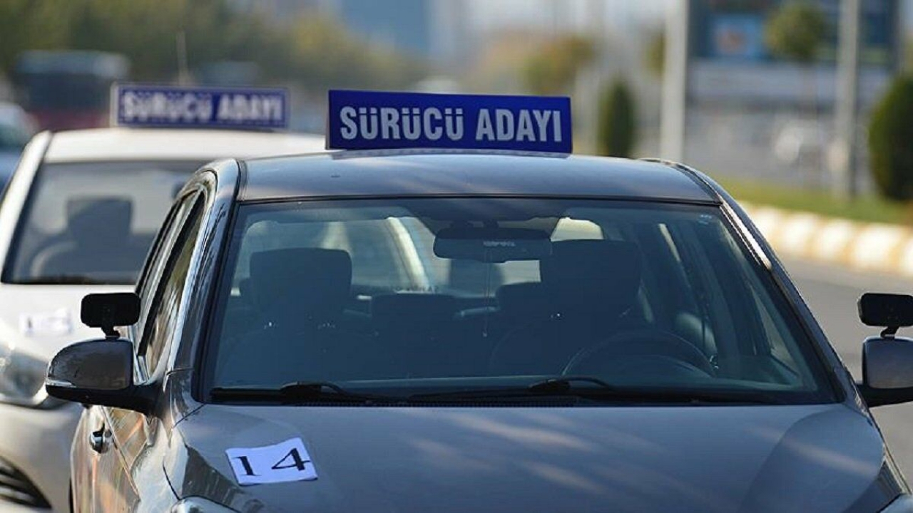MEB, koronavirüs nedeniyle sürücü kursu sınavlarını erteledi