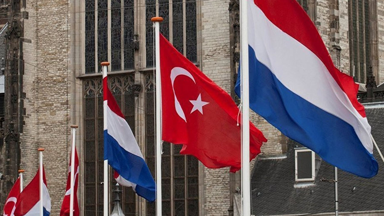 Hollanda Telegraaf gazetesinden Türkiye’ye övgü!