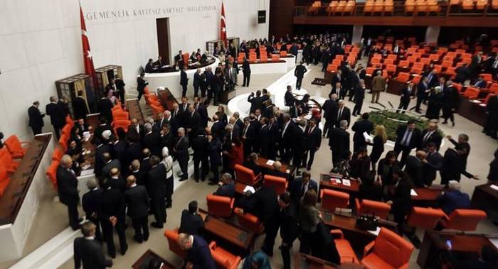 'CHP'den 20 vekil Başkanlık oylamasında 'evet' diyecek!'