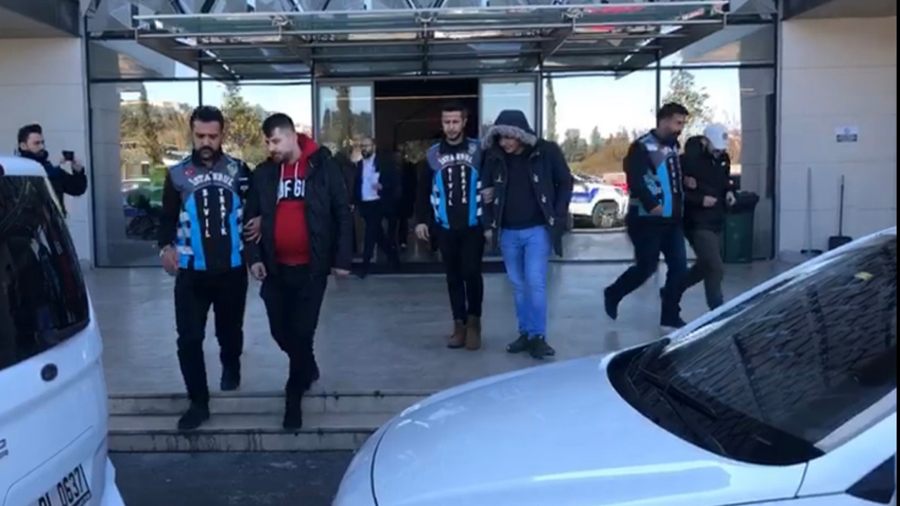 Koronavirüsü hiçe sayan magandalara ceza yağdı