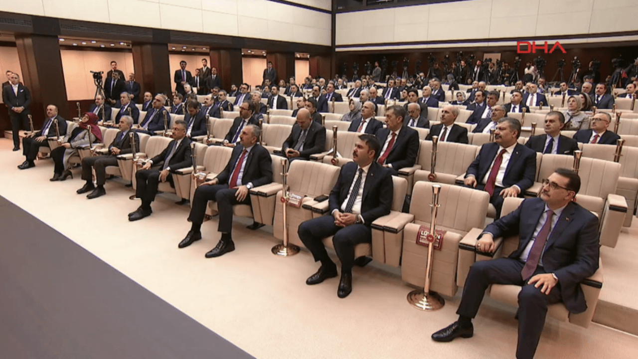 Çankaya'da koronavirüs oturma düzeni!
