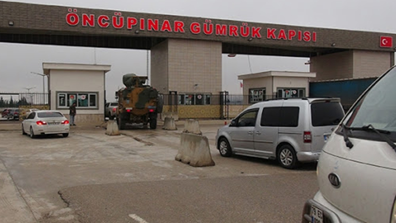 Son dakika... Avrupa'ya açılan sınır kapıları yolcu giriş-çıkışlarına kapatıldı