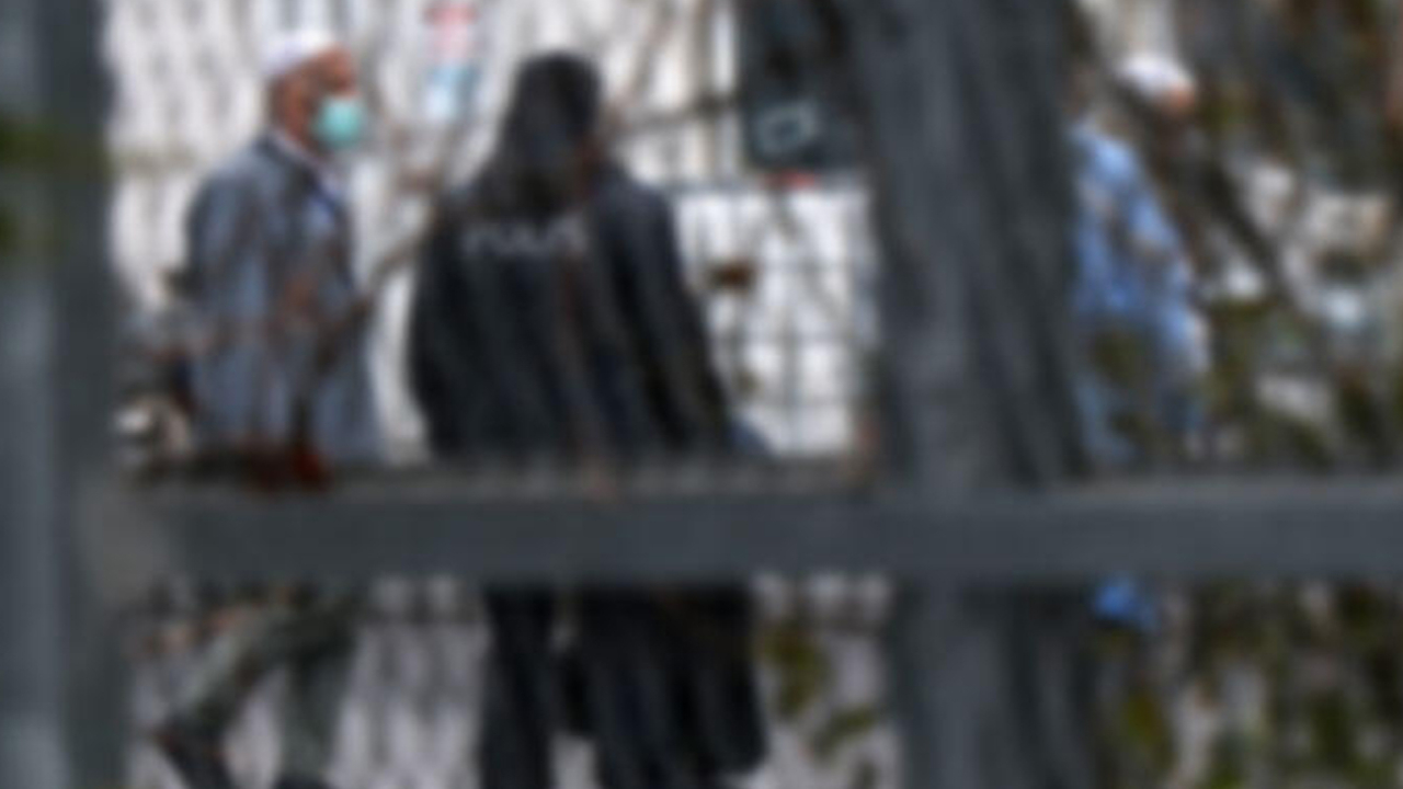 Son dakika... Bursa'da çarşıya alışverişe çıkan umreciye acil karantina!