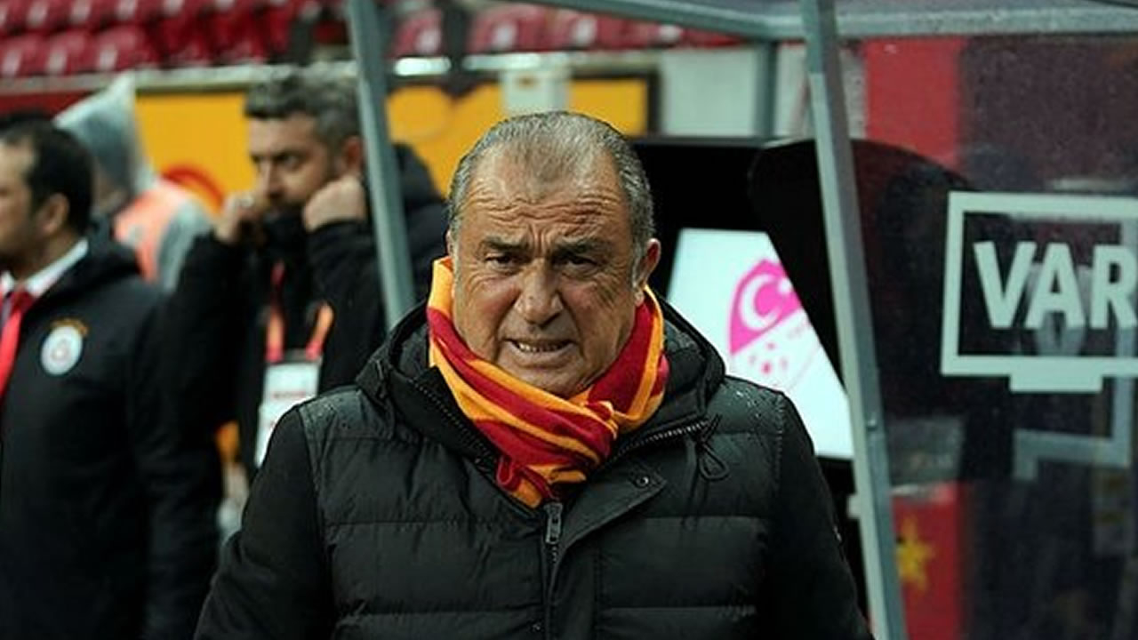 Galatasaray'da planlar altüst oldu!