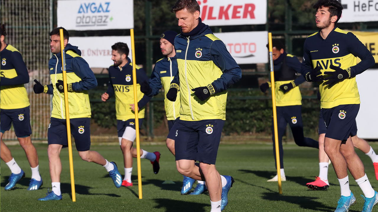 Fenerbahçe evden çalışacak!