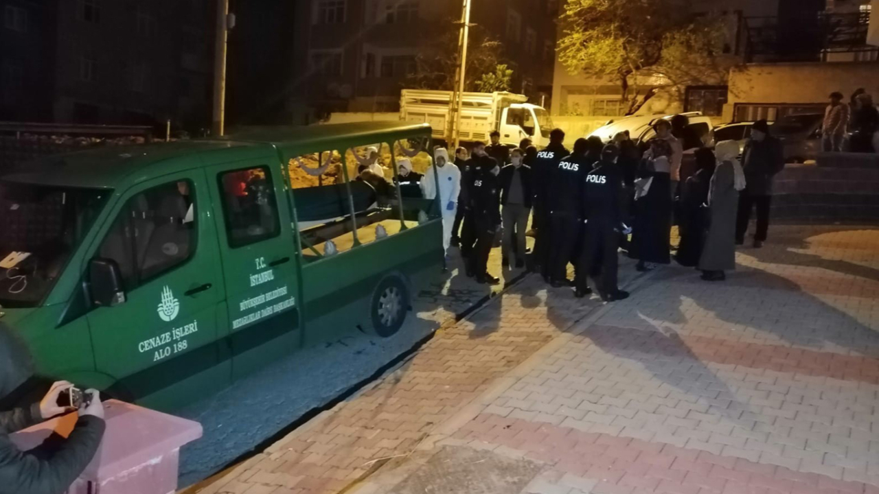 Genç kadın evinin banyosunda ölü bulundu