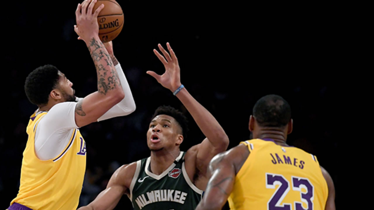 NBA'den yıldızlarına büyük şok!