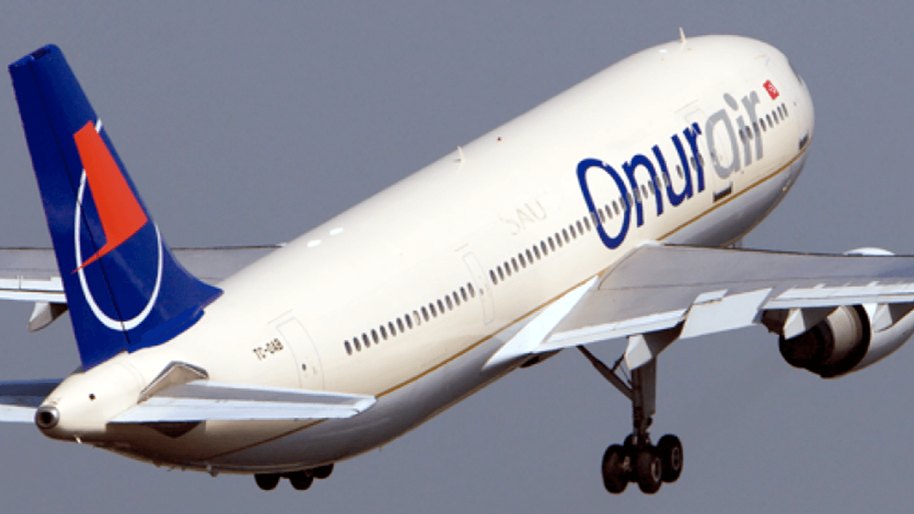 Onur Air uçuşlarını durdurdu