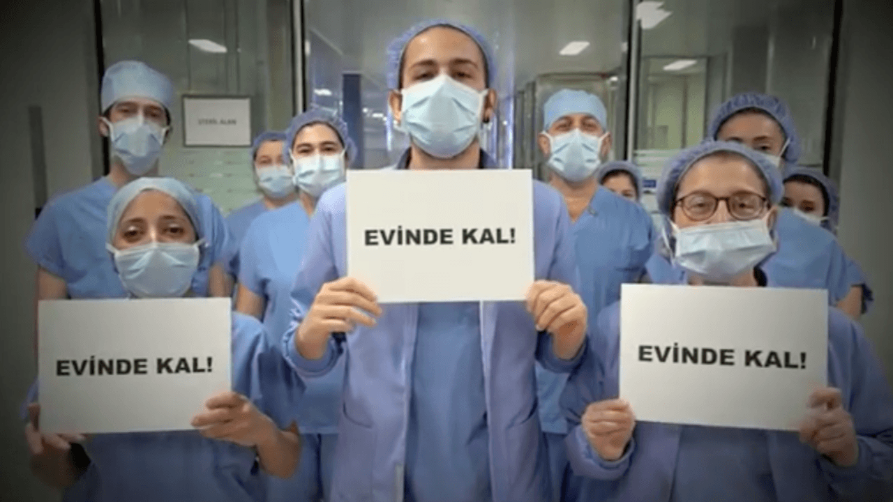 Bir de rap aracılığıyla anlattılar: #EvdeKal !