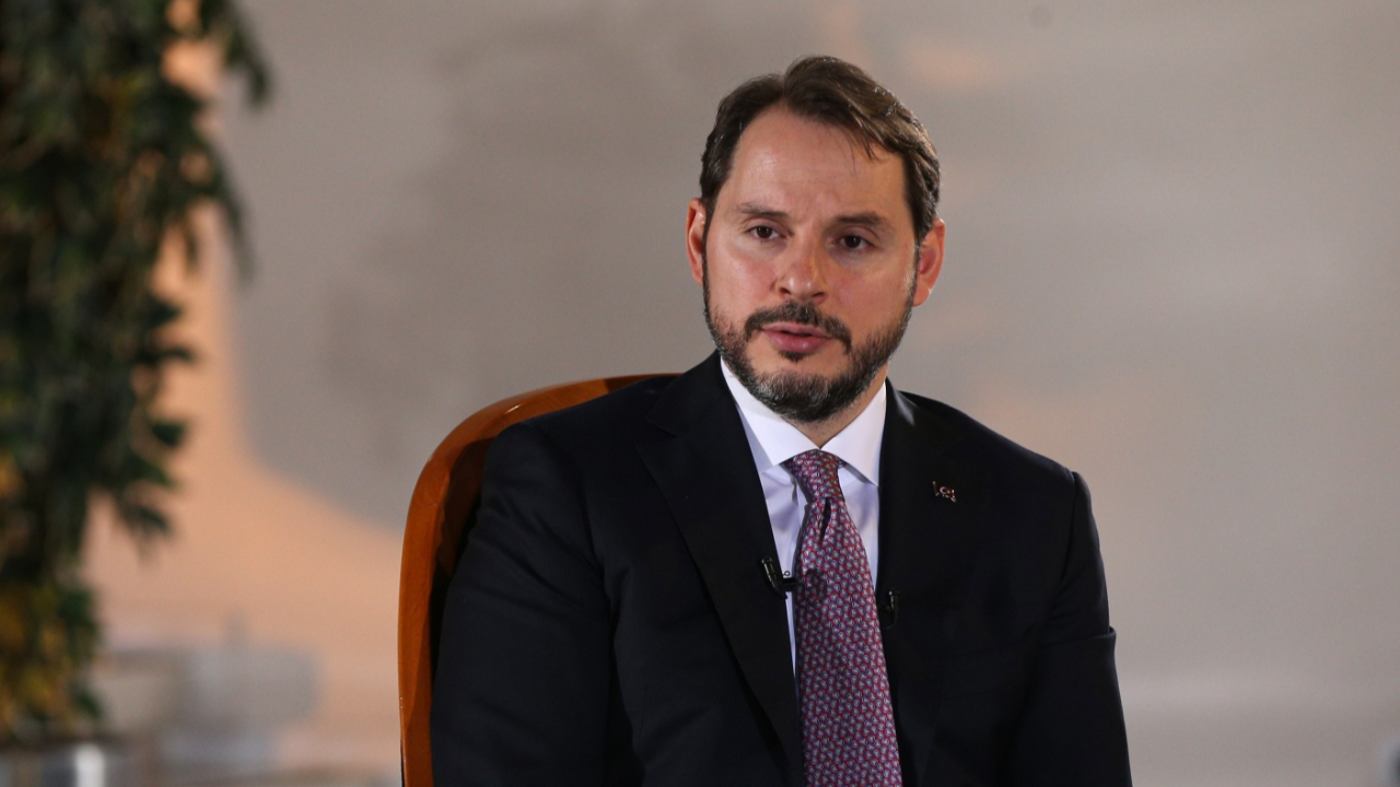 Bakan Albayrak duyurdu! 6 ay ertelendi...
