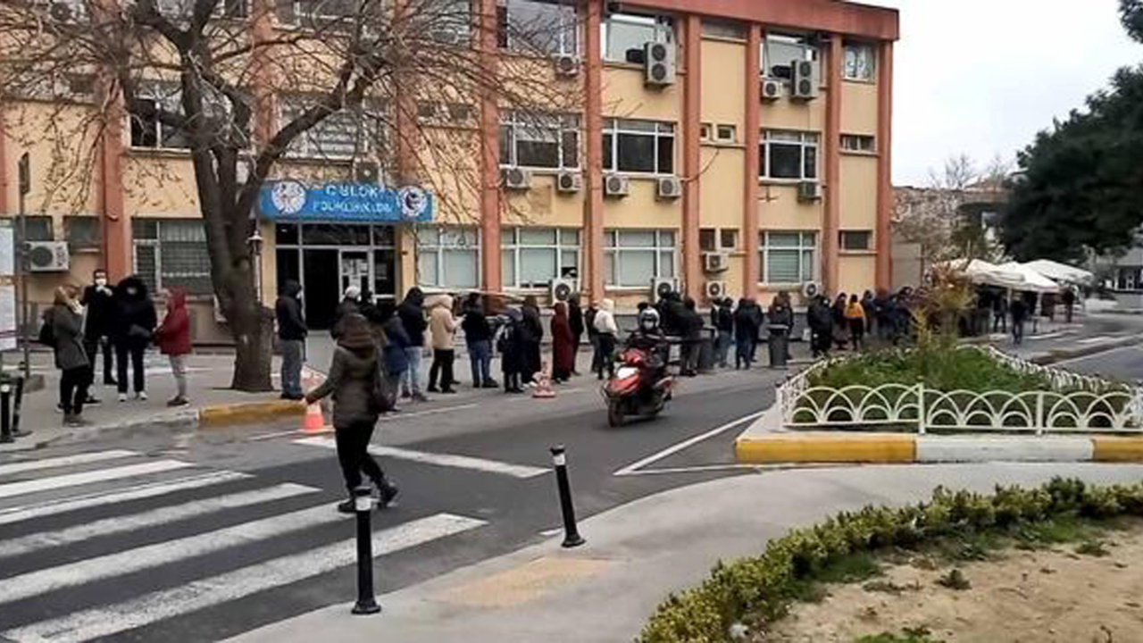 İstanbul'da koronavirüs testi kuyruğu