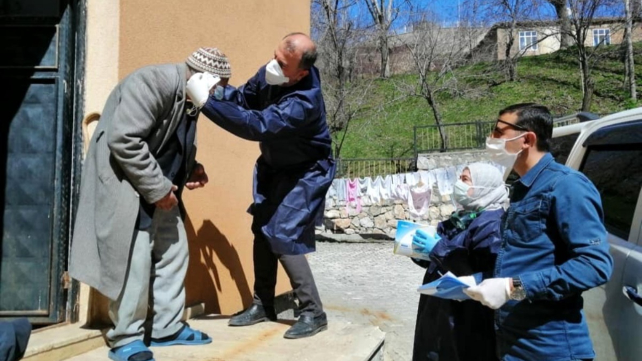 İçişleri'nden koronavirüs açıklaması: 121 bin 388 kişiye yardım edildi