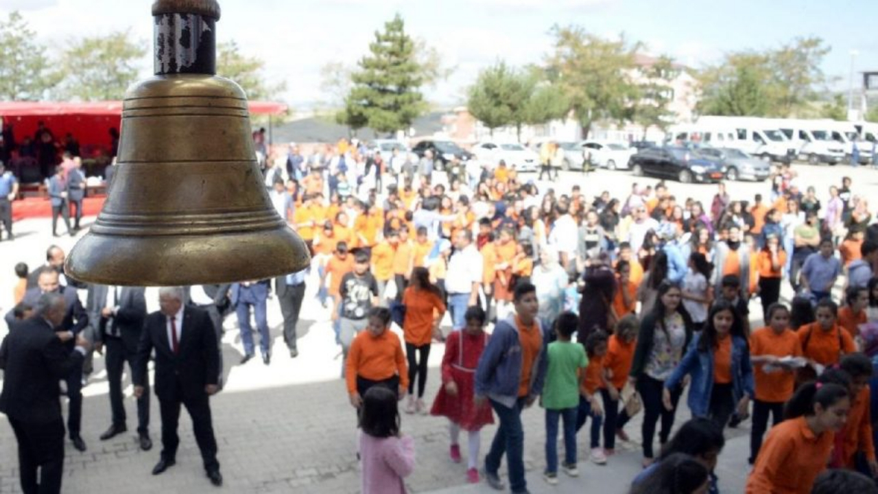 Abdulkadir Selvi: Okulların tatili uzayacak