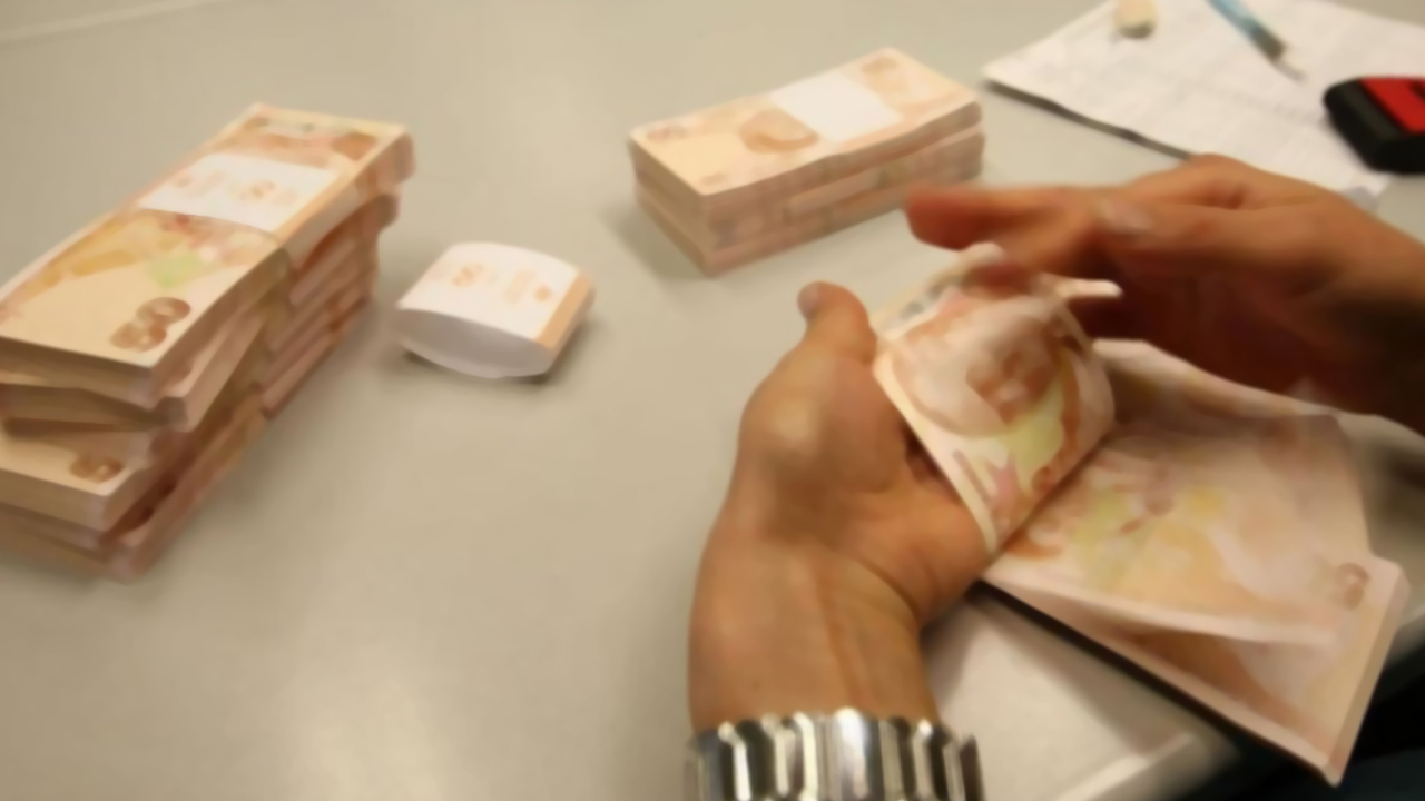 Son dakika... Bakan Varank'tan koronavirüse karşı KOBİ'lere destek ve ek süre müjdesi