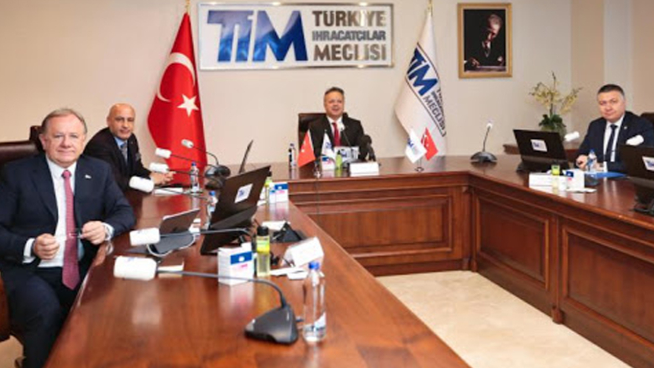 TİM, 'Türkiye'nin Sağlığı İçin ÜreTİM Seferberliği' başlattı