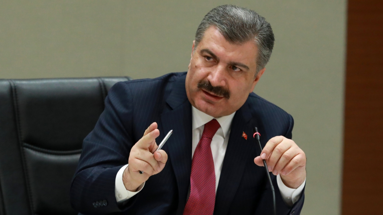 Sağlık Bakanı Fahrettin Koca: İstanbul'u evde tutamıyoruz