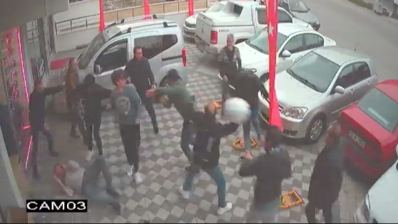 Ankara'da film gibi dükkan baskını! Tam 12 kişi...