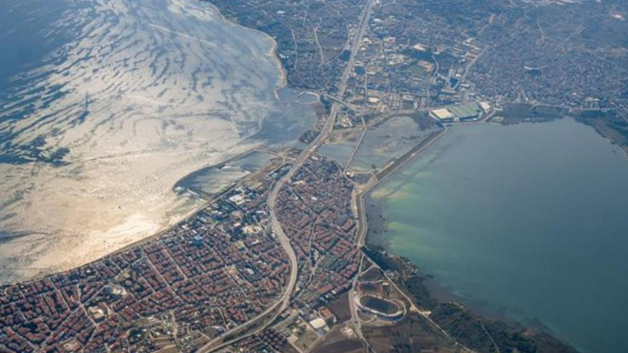 Kanal İstanbul için tarihi gün! İlk ihale yapıldı...