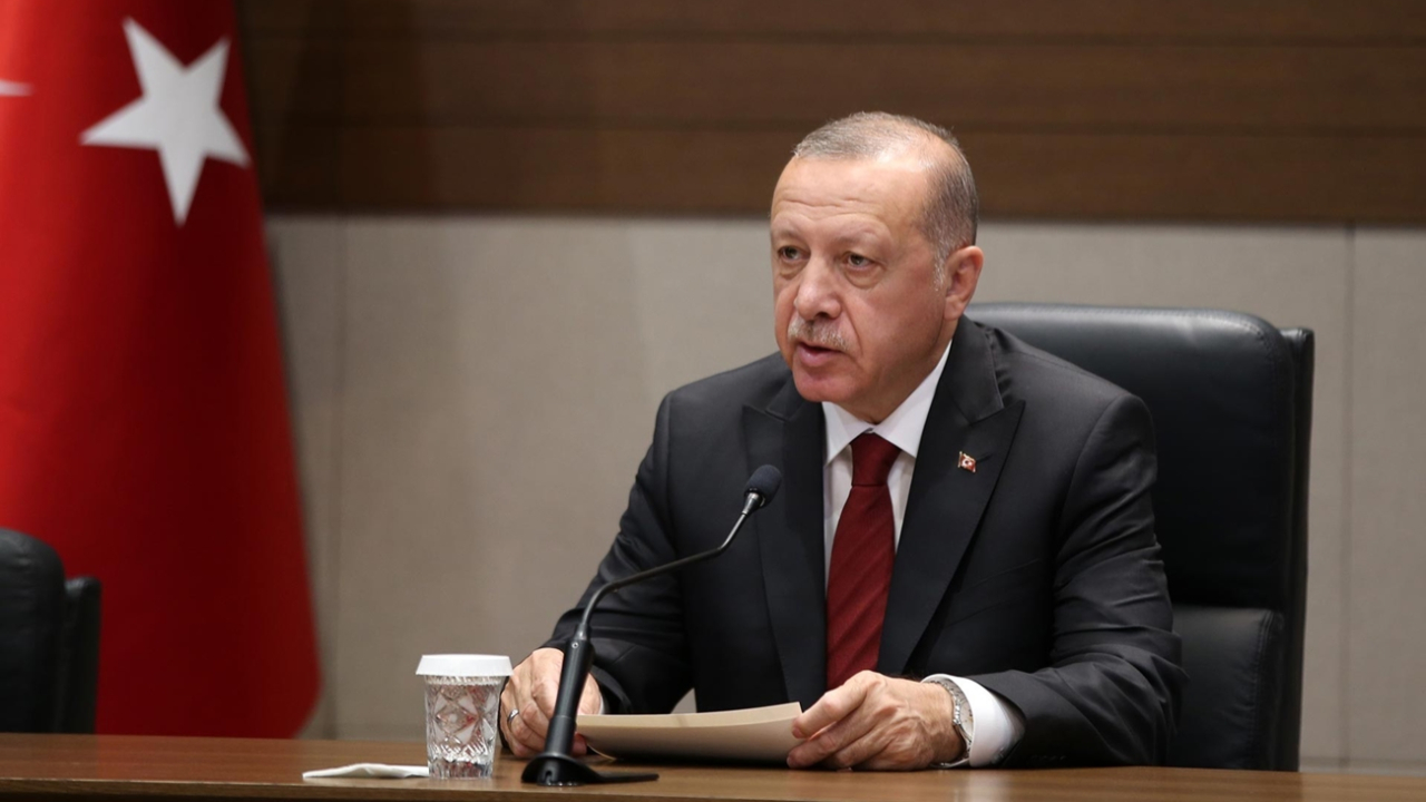 Erdoğan: 53 bin vatandaşımızı evde takip ediyoruz...