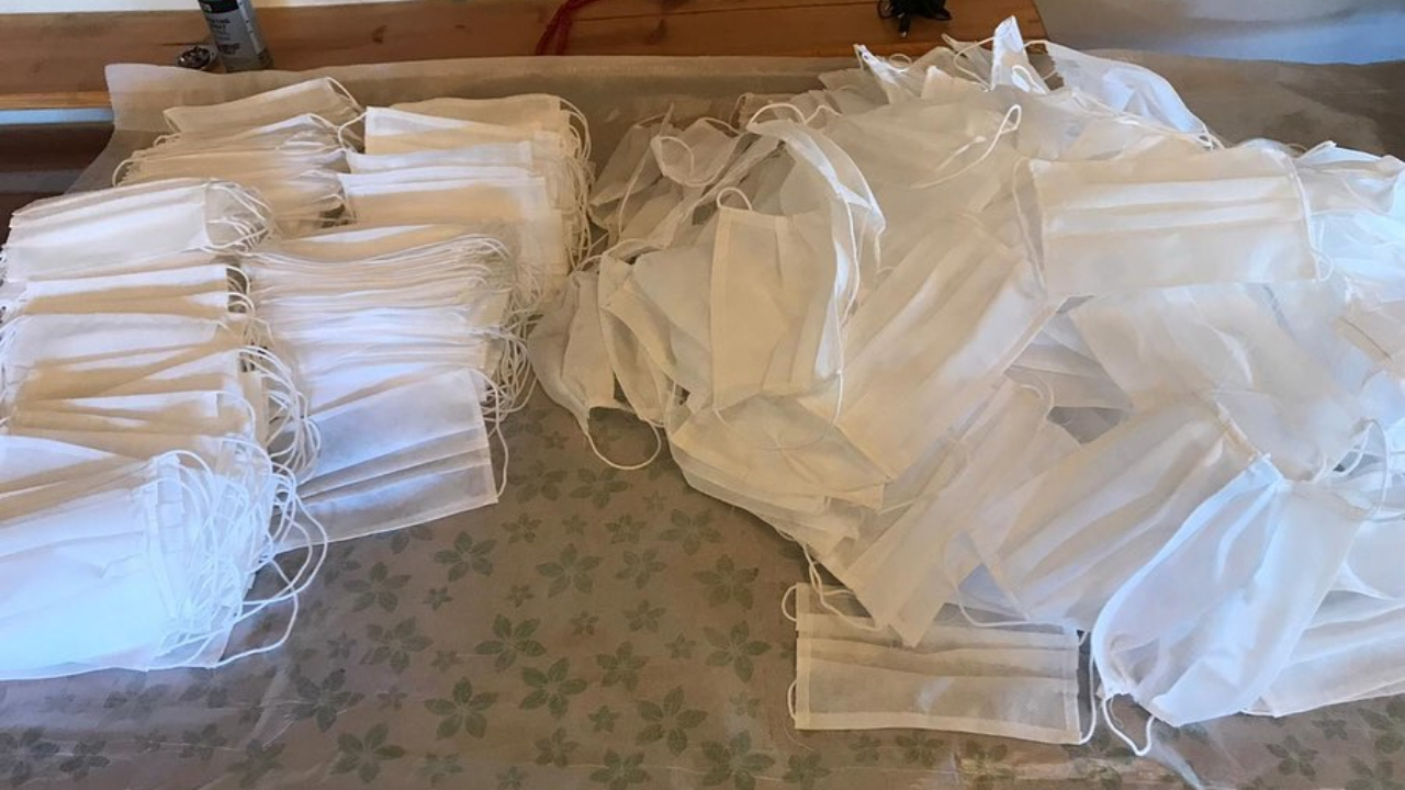 Kaçak üretilen 140 bin tıbbi maskeye el konuldu