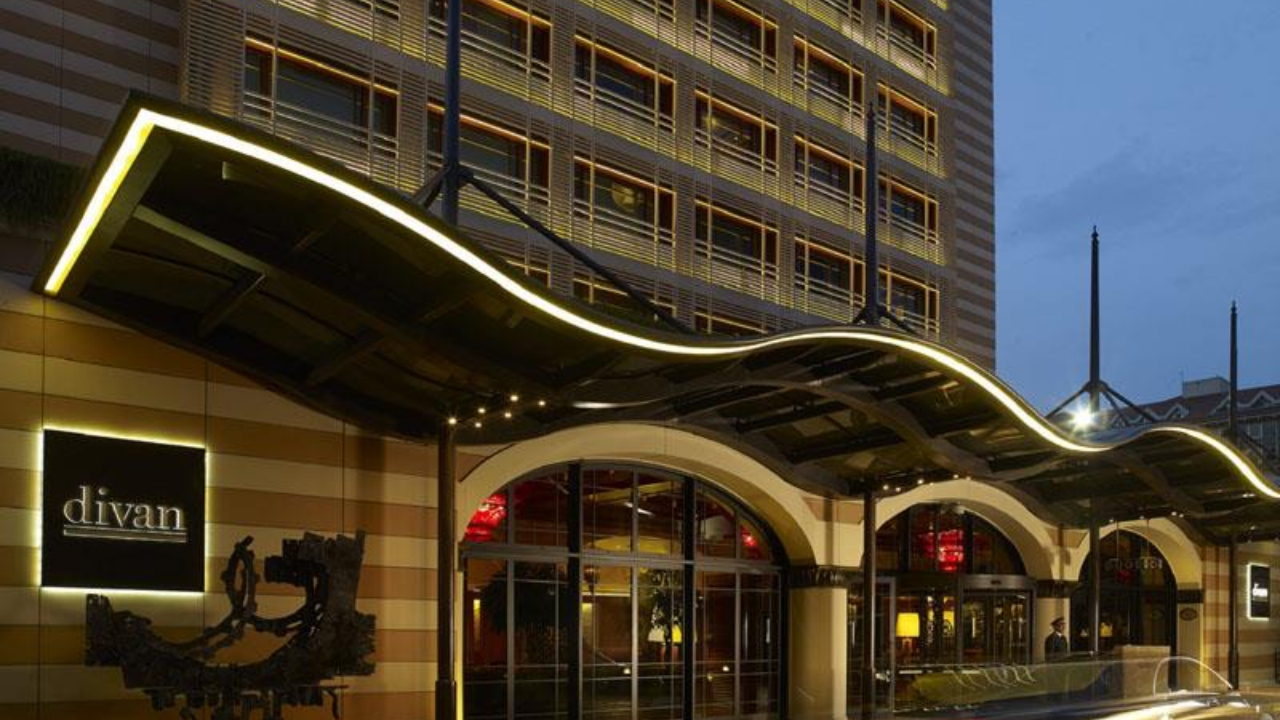 Koç Holding, İstanbul'daki Divan otellerini sağlık çalışanlarına açtı