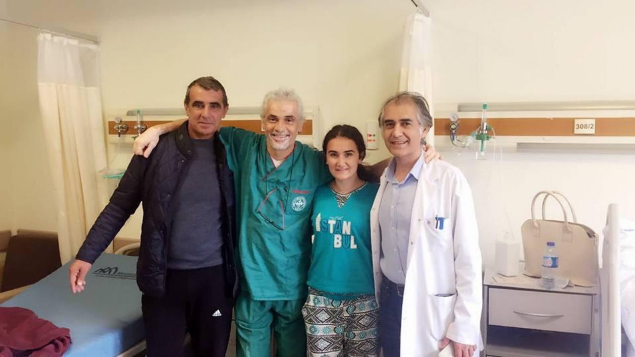 Korona ile savaşan Dr. Selçuk Köse'ye meslektaş desteği