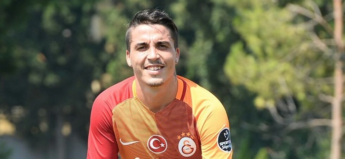 Riekerink'ten Josue'ye: Ne oynadın da sözleşme istiyorsun