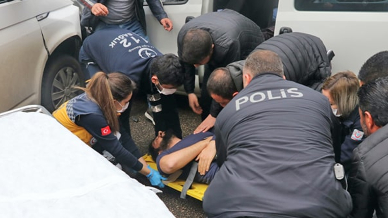 Son dakika... Cadde bir anda karıştı... Kaos!