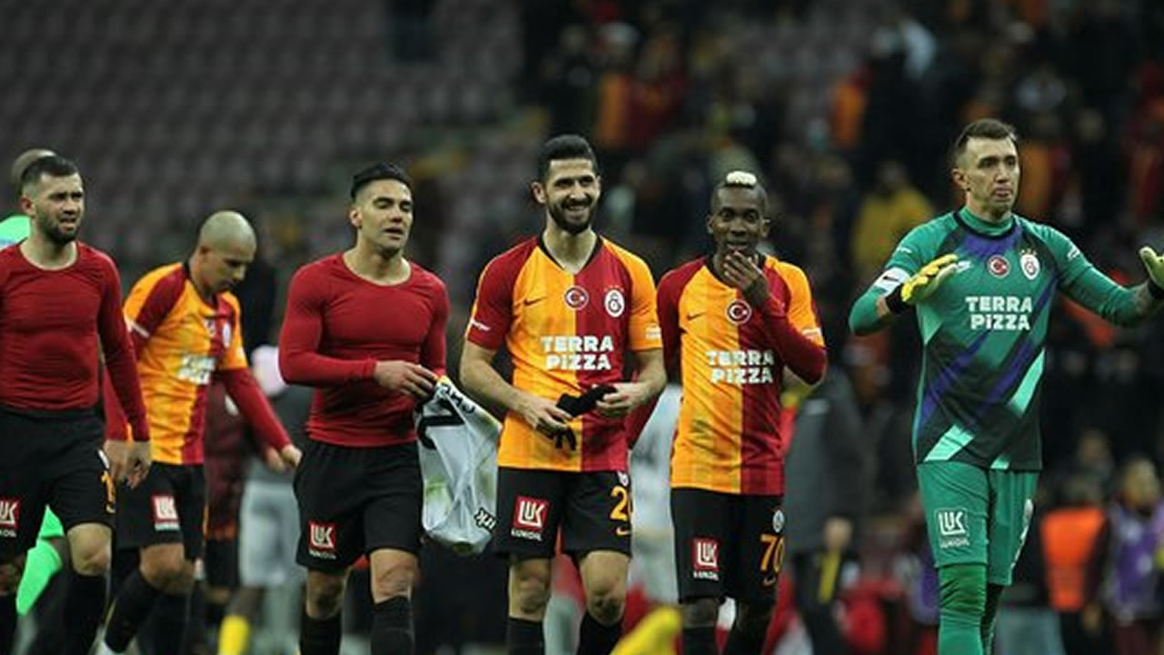 Falcao ve Muslera dön çağrısına böyle yanıt verdi!