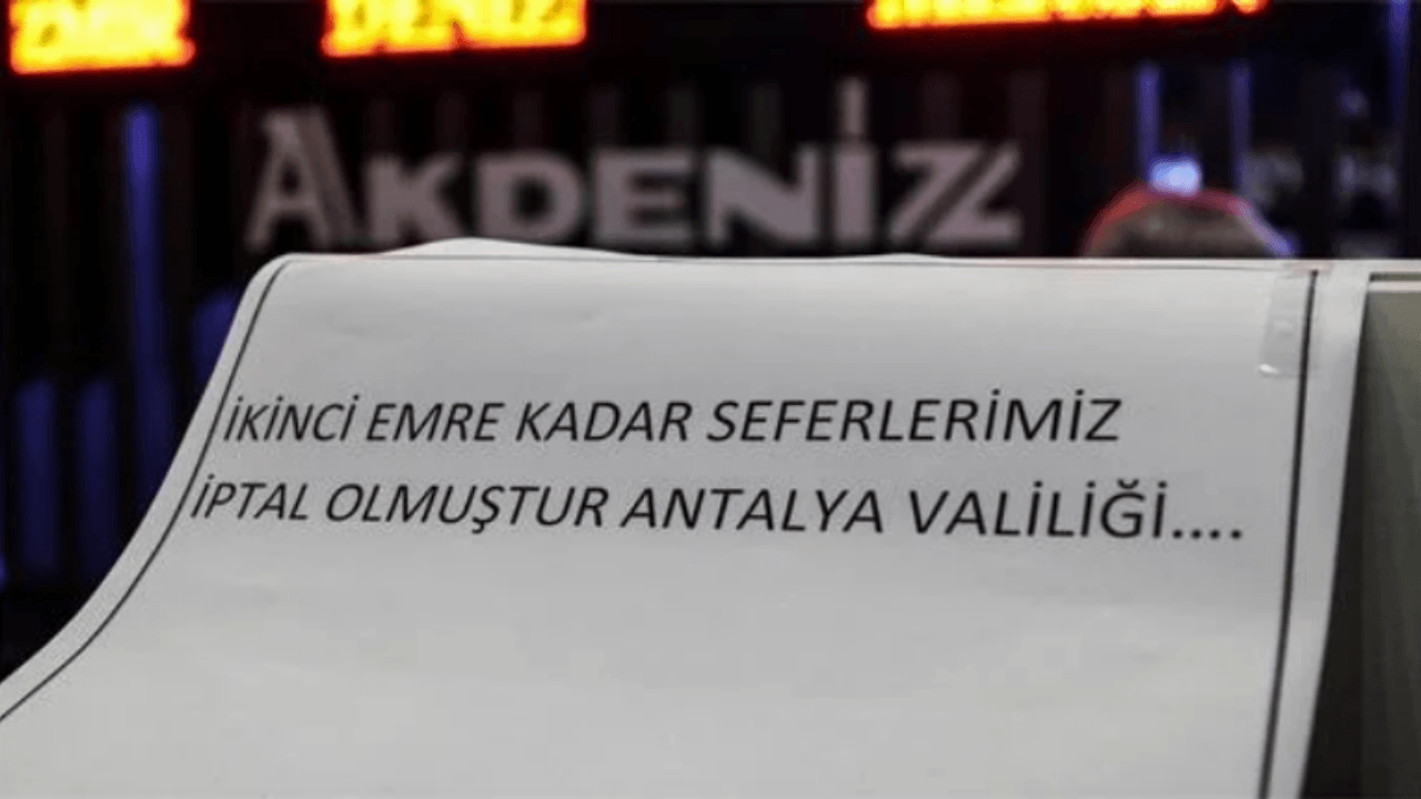 Antalya Otogarı'ndan yolcu otobüslerinin çıkışına izin verilmedi