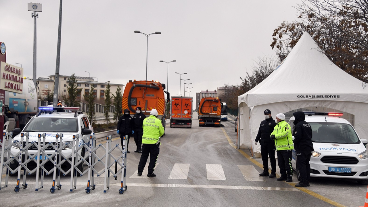 Ankara'daki bazı umreciler Koronavirüs'e yakalandı