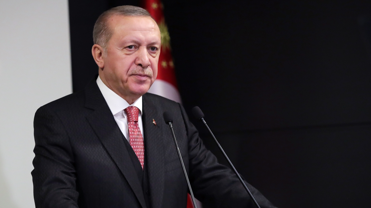 Erdoğan, 7 aylık maaşını bağışladı...