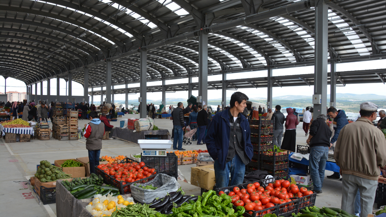 Pazar yerleri için yeni koronavirüs kısıtlamaları! Valiliklere yazı gönderildi