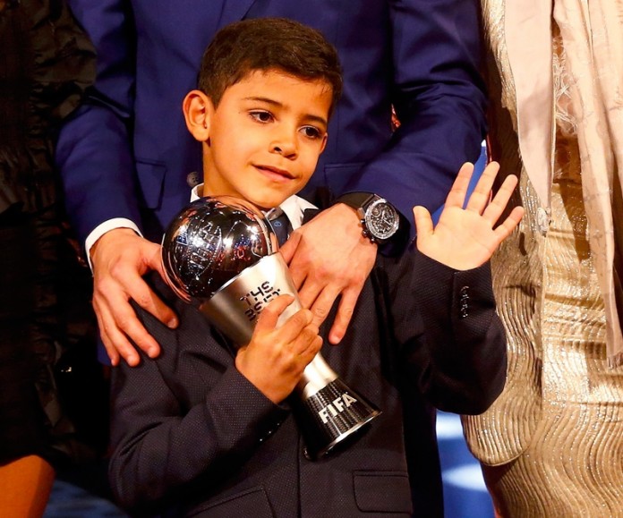 FIFA'nın ödül töreninde hırsızlık şoku!