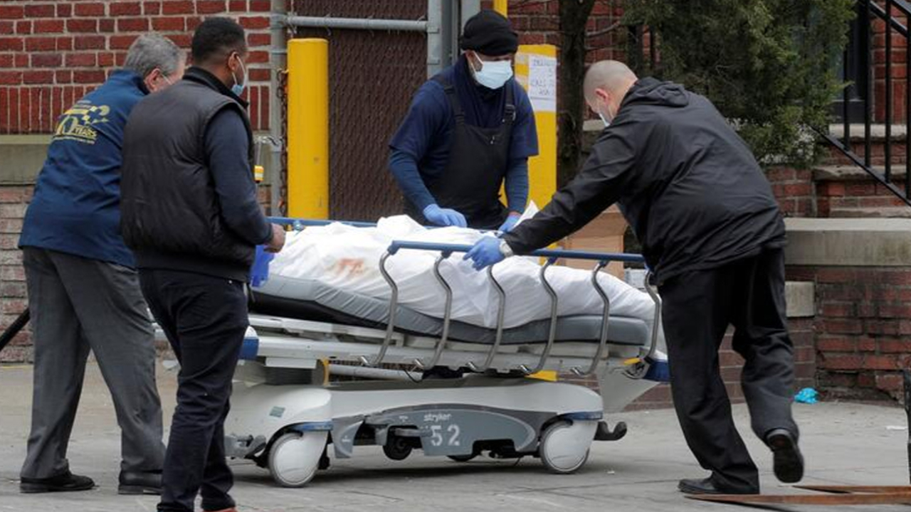 Son dakika... New York'ta koronavirüsten her 2.9 dakikada bir insan öldü
