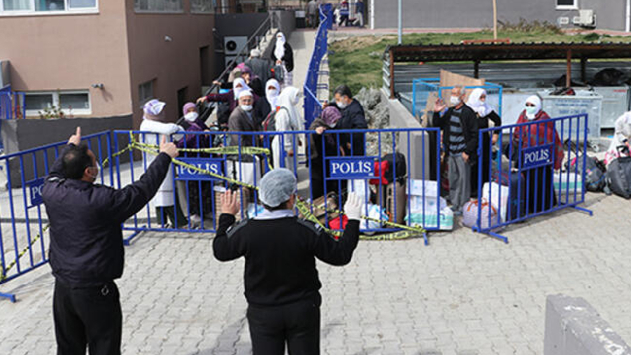 Son dakika... İstanbul'daki karantina yurtlarından tahliye başladı