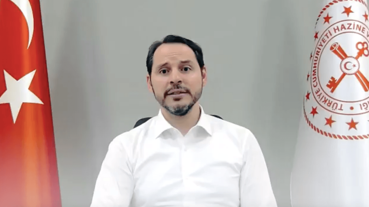 Bakan Albayrak'tan flaş mesajlar