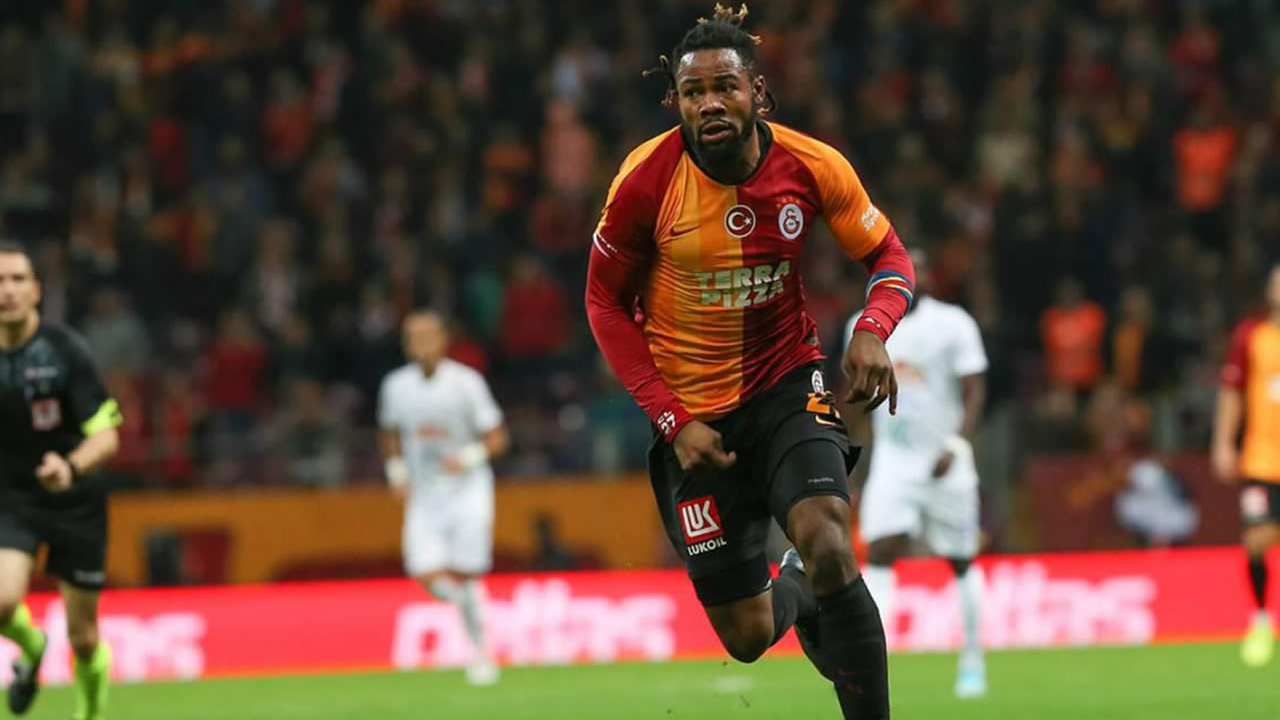 Koronavirüsü futboldaki tüm hesapları alt üst etti
