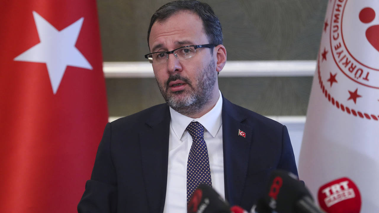 Bakan Kasapoğlu açıkladı! Öğrencinin yurt ücretleri geri ödenecek