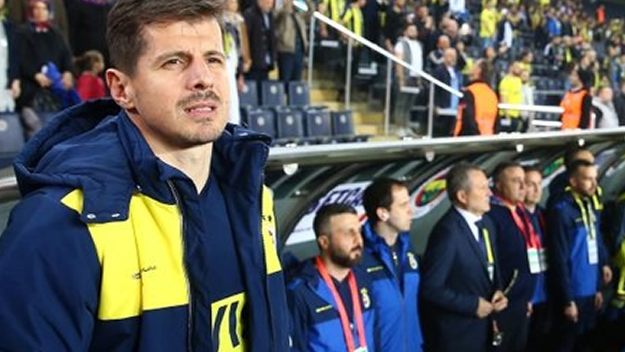 Emre Belözoğlu'ndan flaş açıklama! 'Bu sene son'