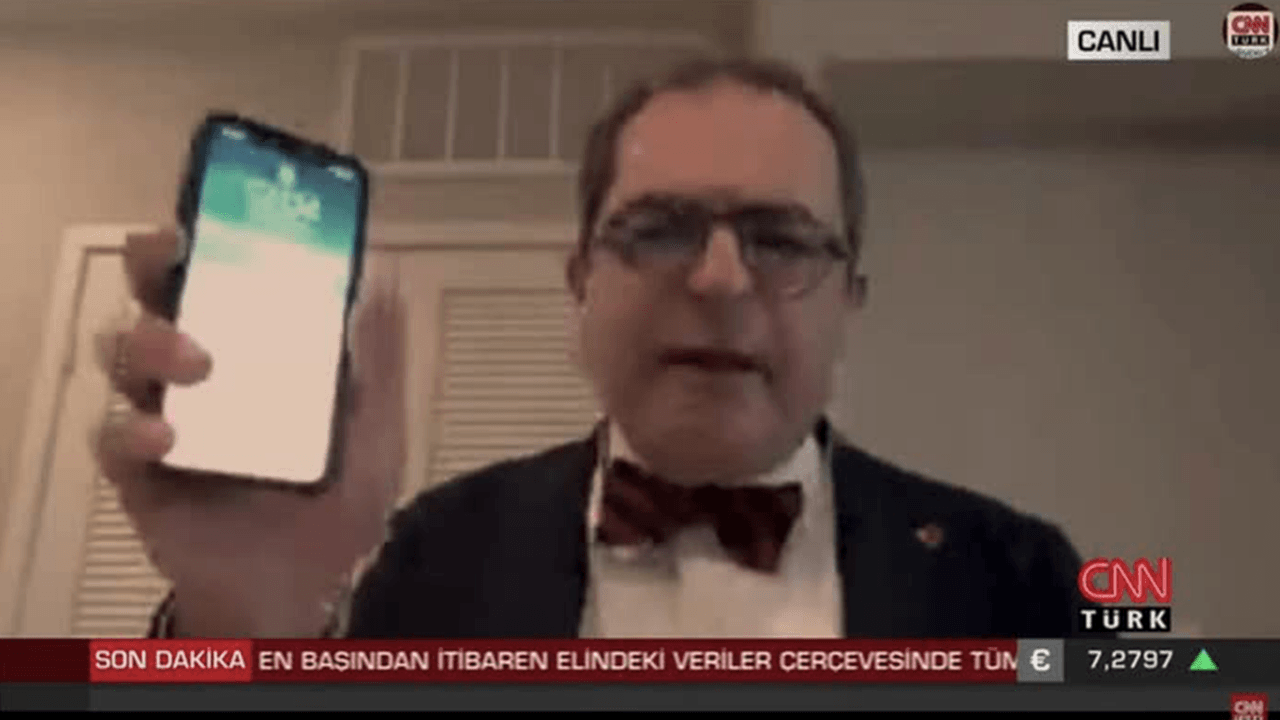 Koç Üniversitesi Prof. Çilingiroğlu'nu canlı yayında kovdu!