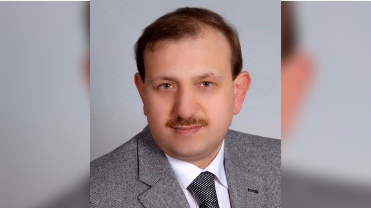 Koronavirüs tedavisi gören öğretim üyesi vefat etti!