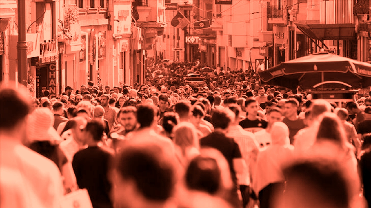 İstanbul'da yaklaşık 2,5 milyon kişi sokakta