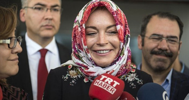 ABD'li oyuncu Lindsay Lohan, 'Aleyküm Selam' deyip Müslüman oldu