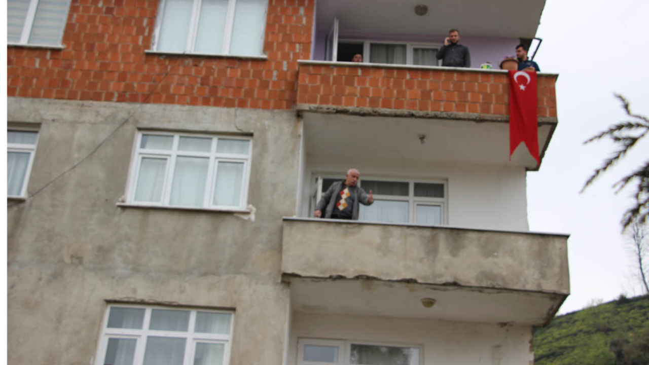 İstanbul'dan Rize'ye koronavirüsle geldi bir de kendini savundu!