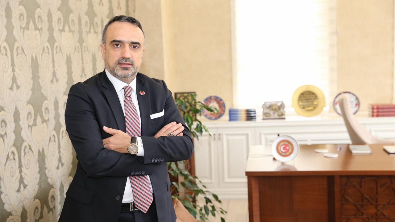 Diyarbakır eski milletvekili ile eşi ve kızı koronaya yakalandı!